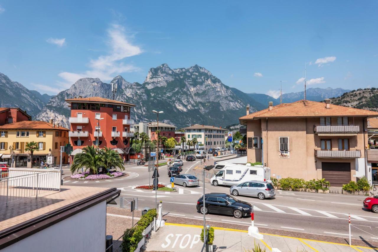 Appartement Sun à Torbole Sul Garda Extérieur photo